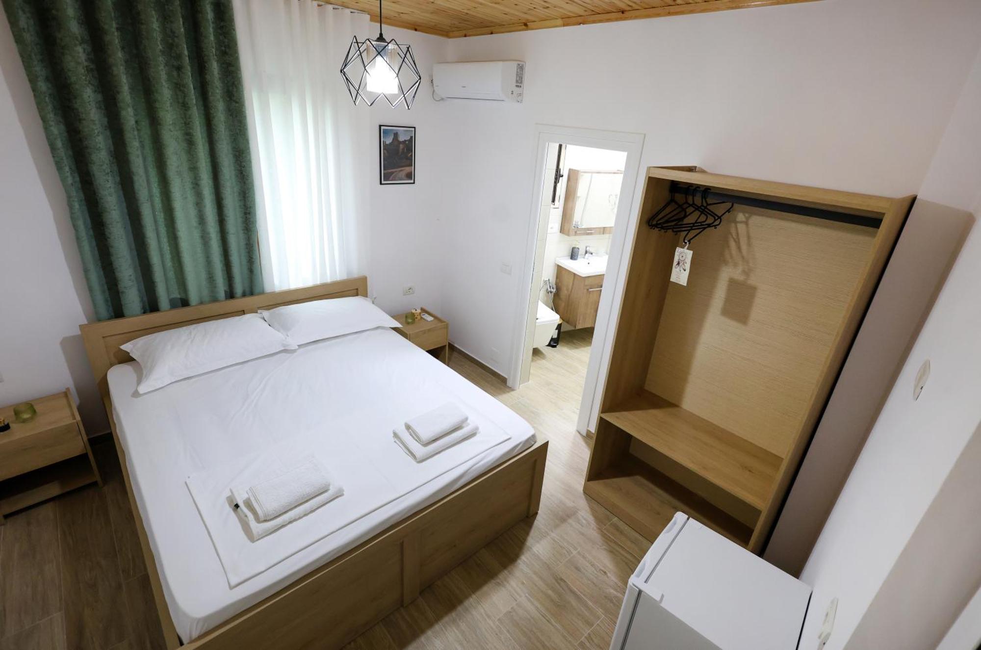 Hotel Vila Vreko B&B Берат Экстерьер фото