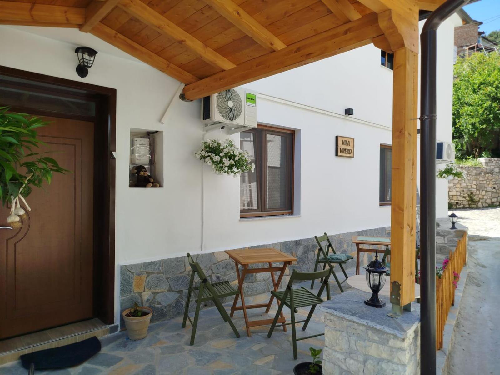 Hotel Vila Vreko B&B Берат Экстерьер фото