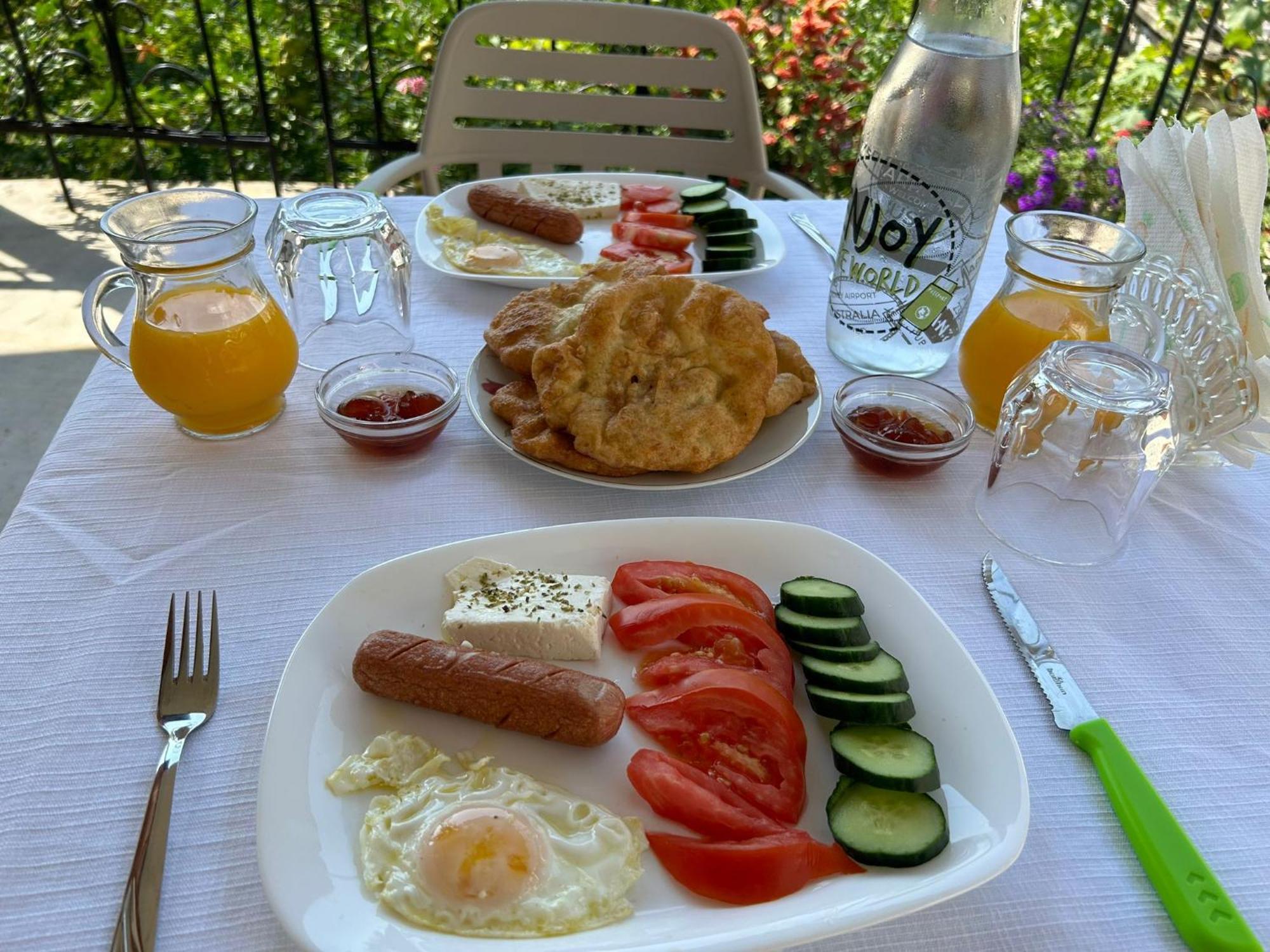 Hotel Vila Vreko B&B Берат Экстерьер фото